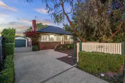 959 Centre Road, Bentleigh East