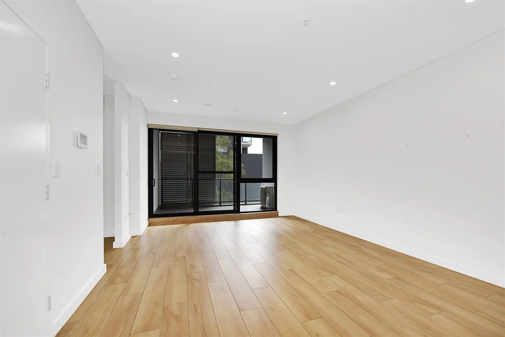 Seven Hills 2બેડરૂમ Luxury Living Redefined: North Facing 2 bed 2 bath Unit in highly regarded HILLS VILLAGE community