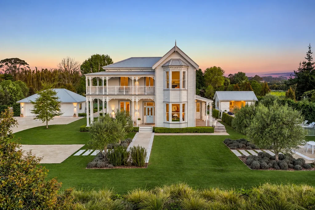 Matakana 5Kwarto Summerville House | A Modern New Zealand Legacy