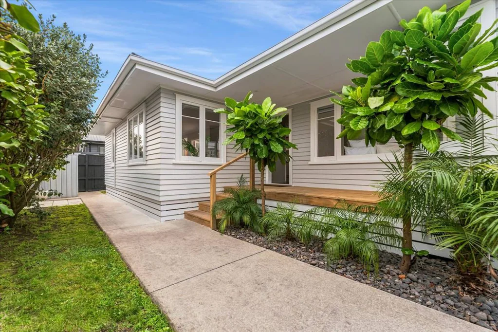 Tauranga South 3房  More Than Just a Pretty Façade