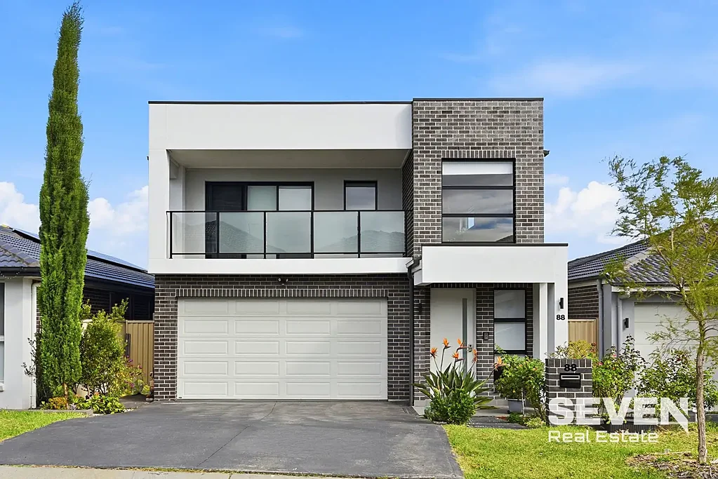 Luxury East-Facing Family Home in The Ponds with Premier School Catchments and Low-Maintenance Living
