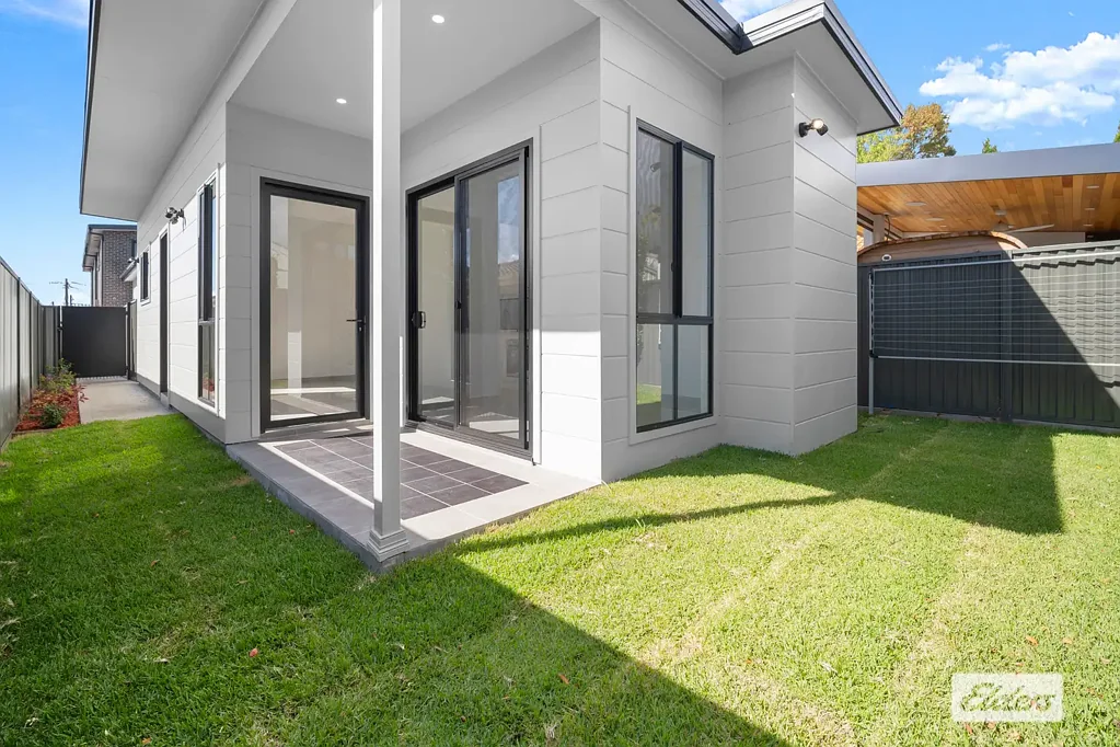 Brand New Fully Detached Granny Flat