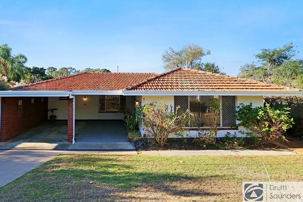 18 Buntine Road, Wembley Downs, WA 6019
