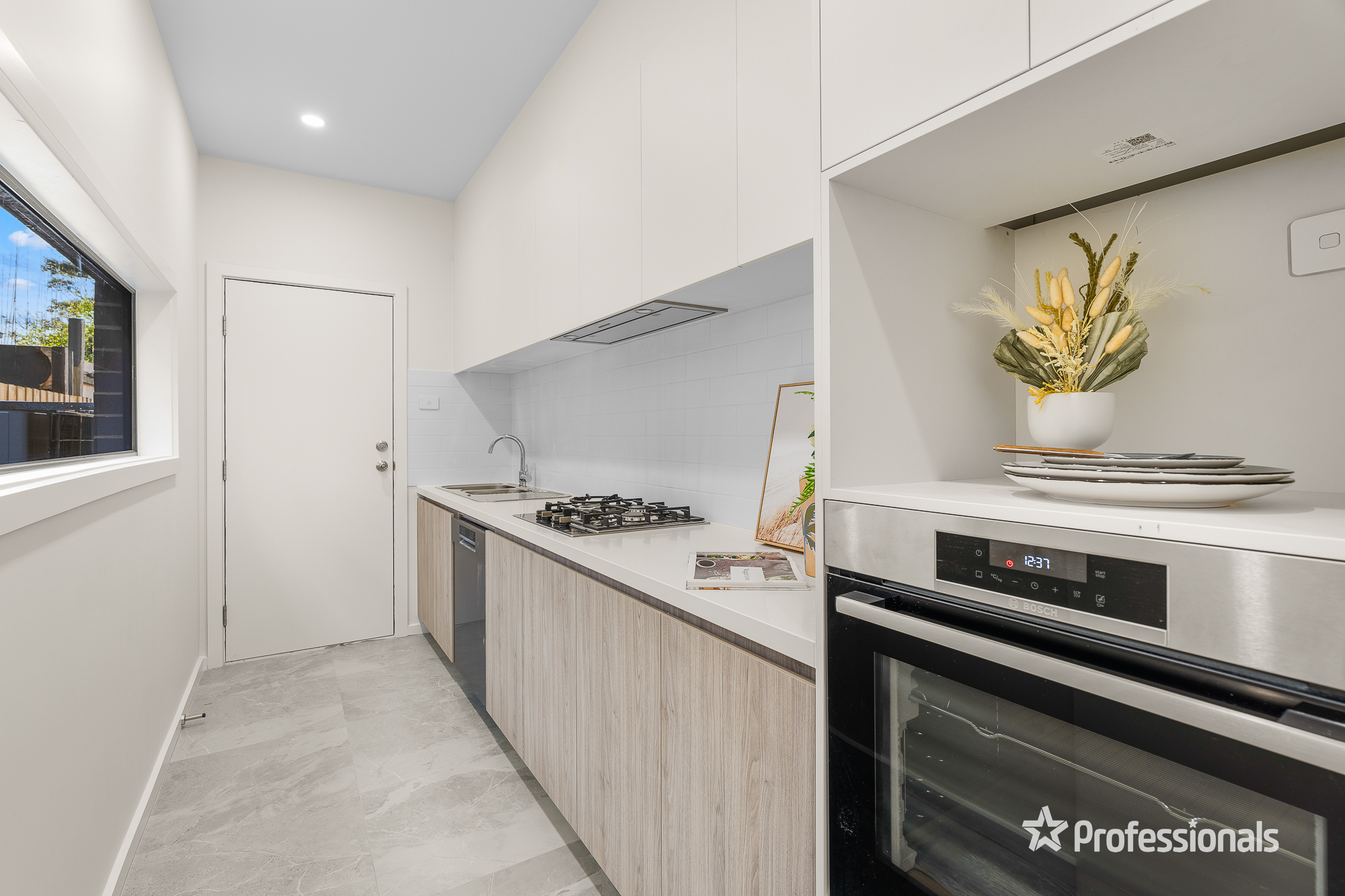 7 TARAKAN AV, ASHBURTON VIC 3147, 0 Kuwarto, 0 Banyo, Townhouse