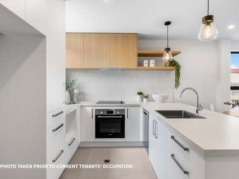 Sydenham 2部屋 Budget in mid 500's, Call NOW!