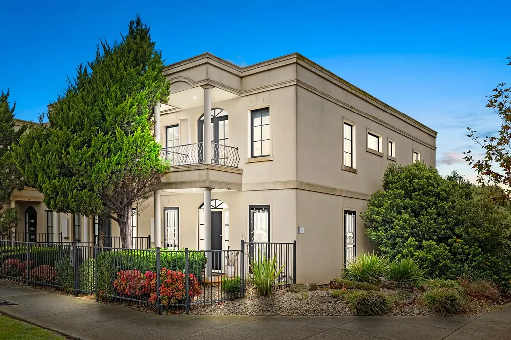 Gorgeous Townhome in South Side Werribee