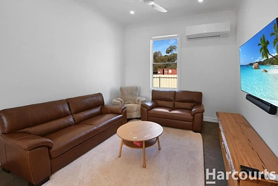 लिविंग रूम - 65 Asplins Road, Quantong, VIC 3401