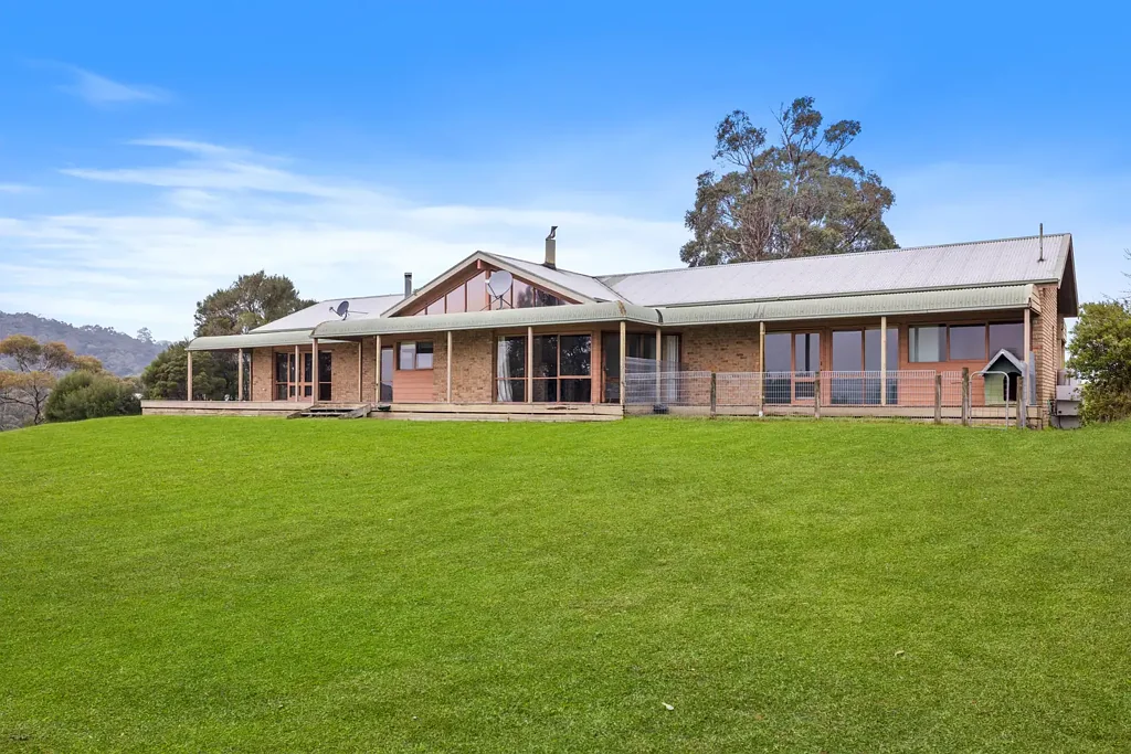 20 acre hobby farm with large homestead
