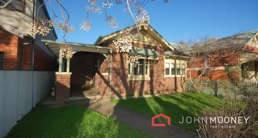 Fully Furnished Home in Prime Central Location