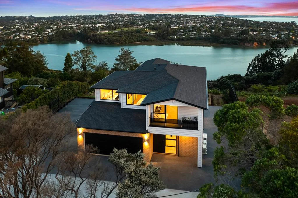 57 Upper Harbour Drive, Greenhithe, North Shore City, Auckland