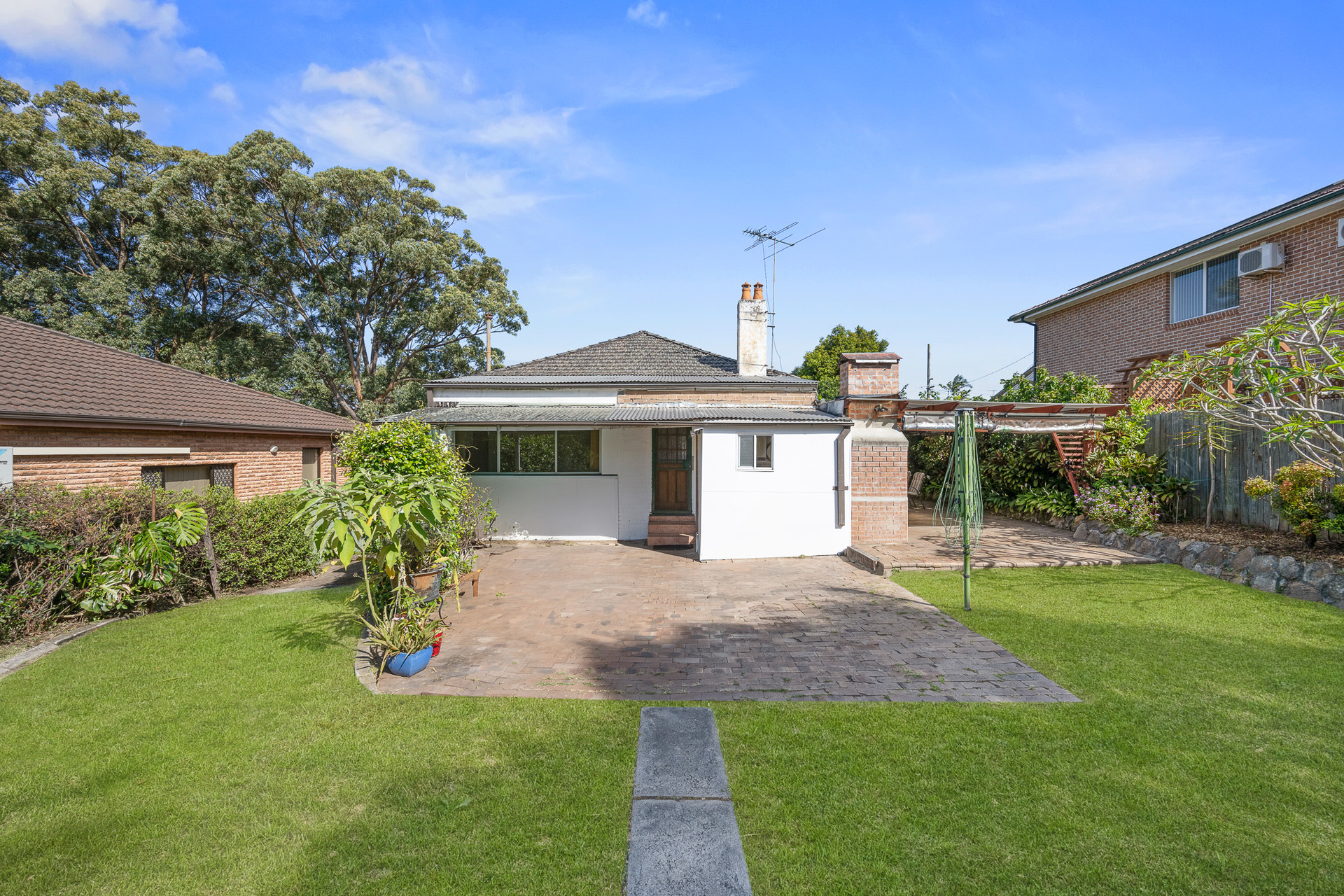 89 HILLCREST AV, HURSTVILLE GROVE NSW 2220, 0 Bedrooms, 0 Bathrooms, House