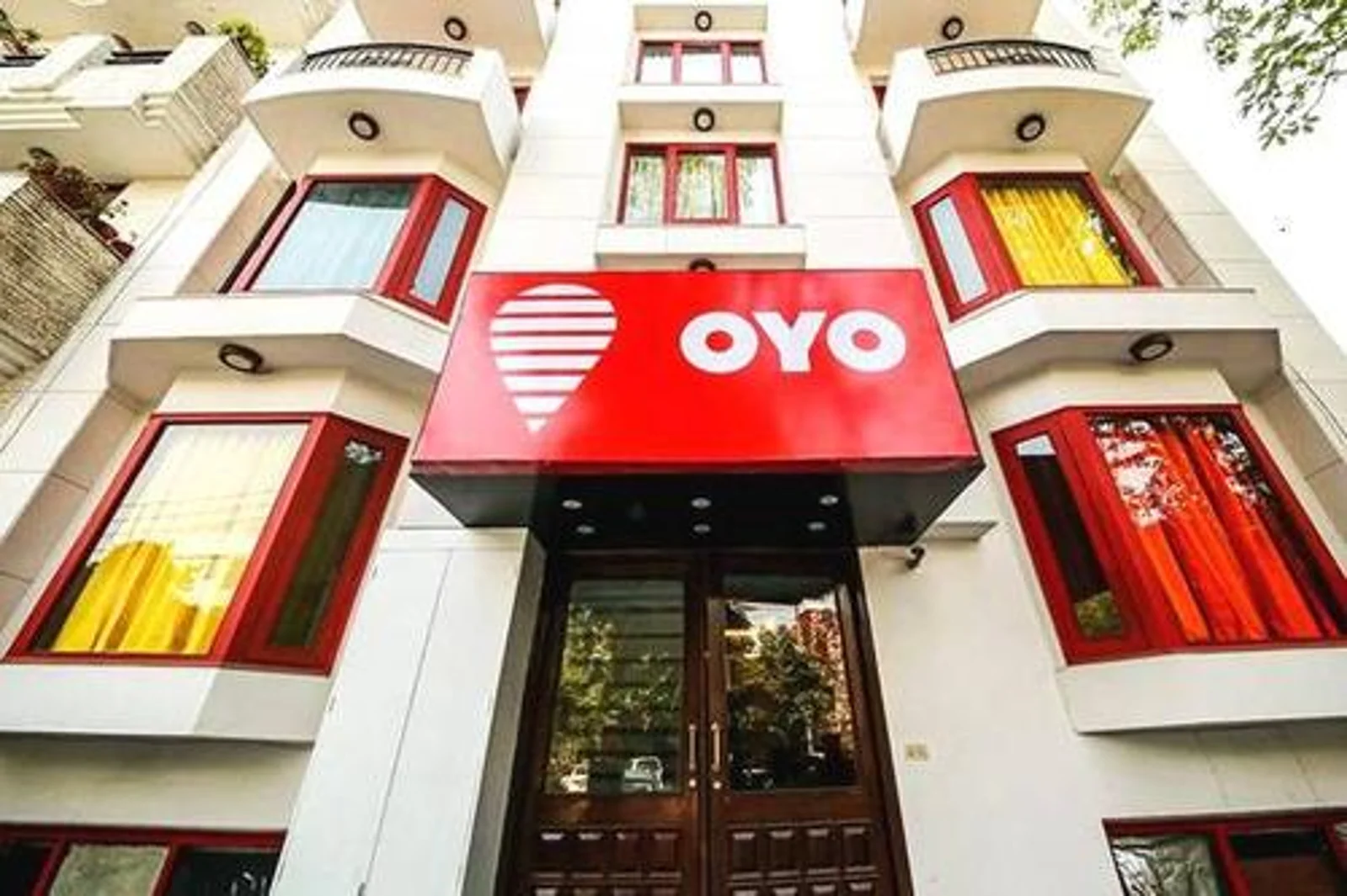 OYO 计划未来2至3年内上市,市值或达180 亿美元;新加坡拟规范打车收费,要求 Grab、Go-Jek 等计费透明化