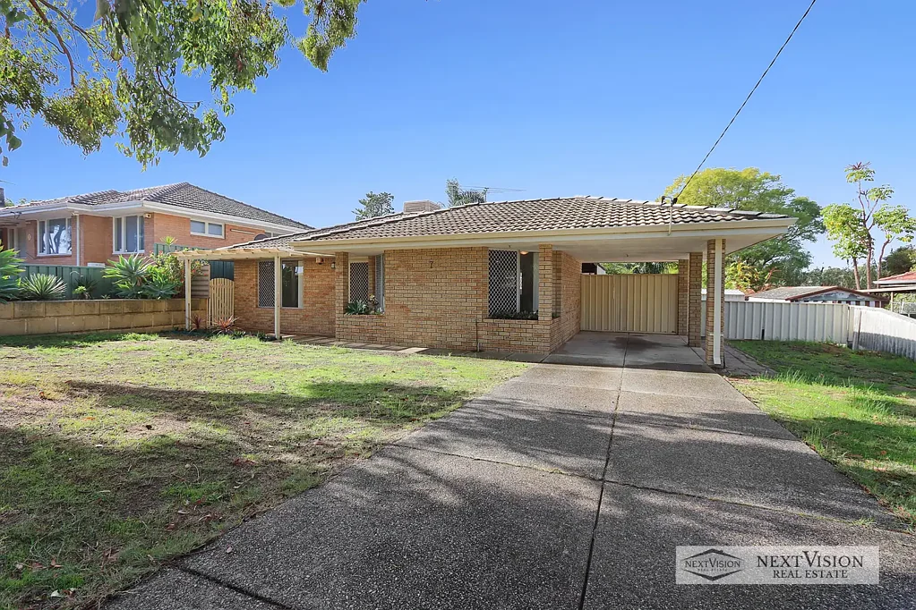 7 Calista Ave, Calista, WA 6167