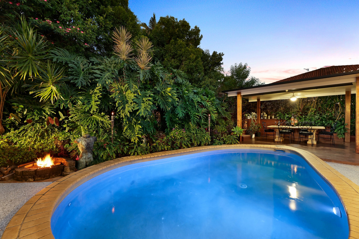 11 SHARSCAY CL, BURLEIGH HEADS QLD 4220, 0 Kuwarto, 0 Banyo, House