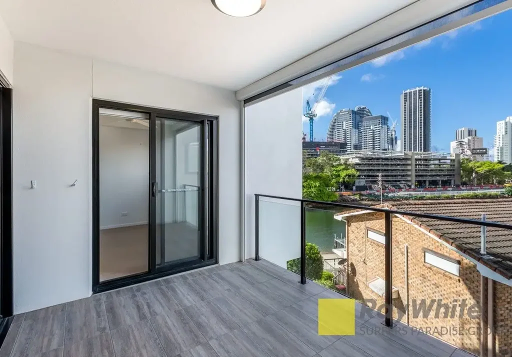 303/9 Hooker Boulevard, Broadbeach Waters, QLD 4218