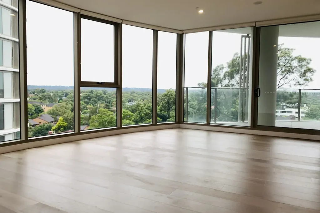 Luxurious two bedroom apartment with carspace