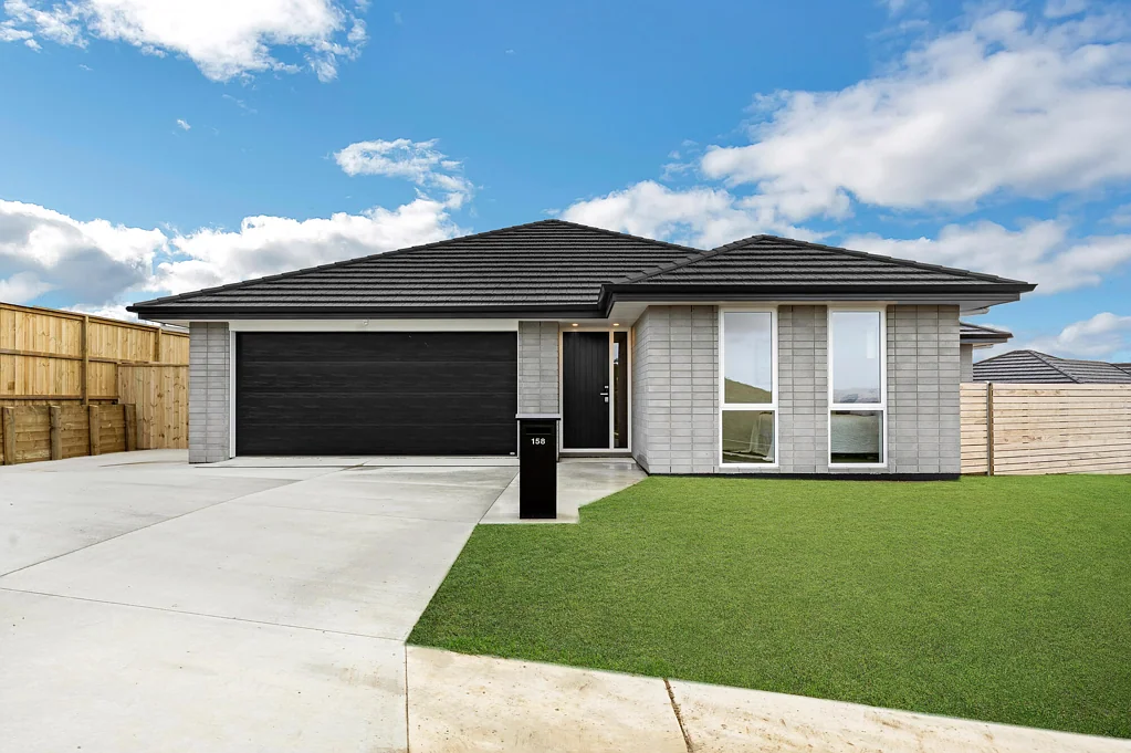 Pōkeno 5房  Brand-new 5 Bedroom home with dual kitchens