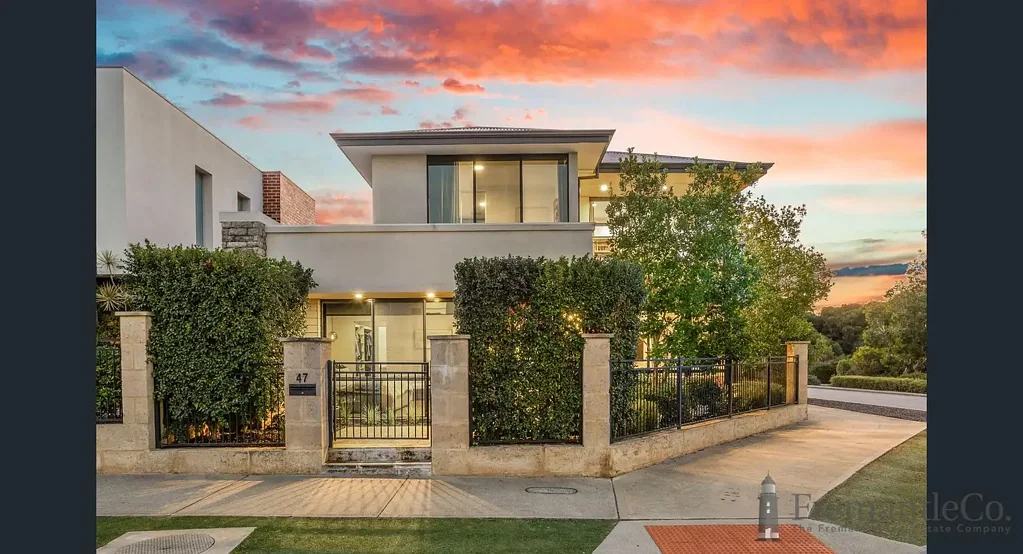 Coastal Living in a Prime Coogee Location