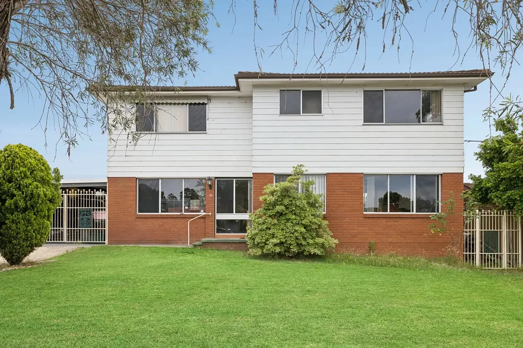 11 Walrus Place, Raby, NSW 2566