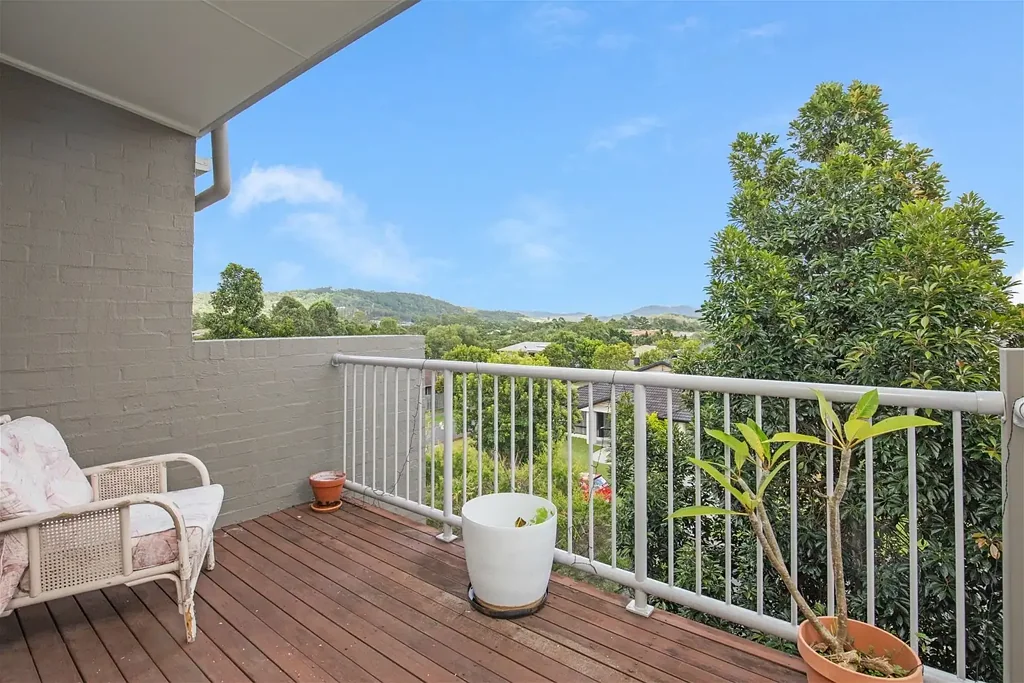 33/2 Sangster Crescent, Pacific Pines, QLD 4211