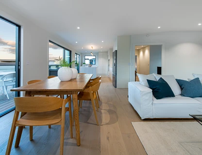 67B Castor Bay Road, Castor Bay, North Shore City, 4房, 2浴, 独立屋