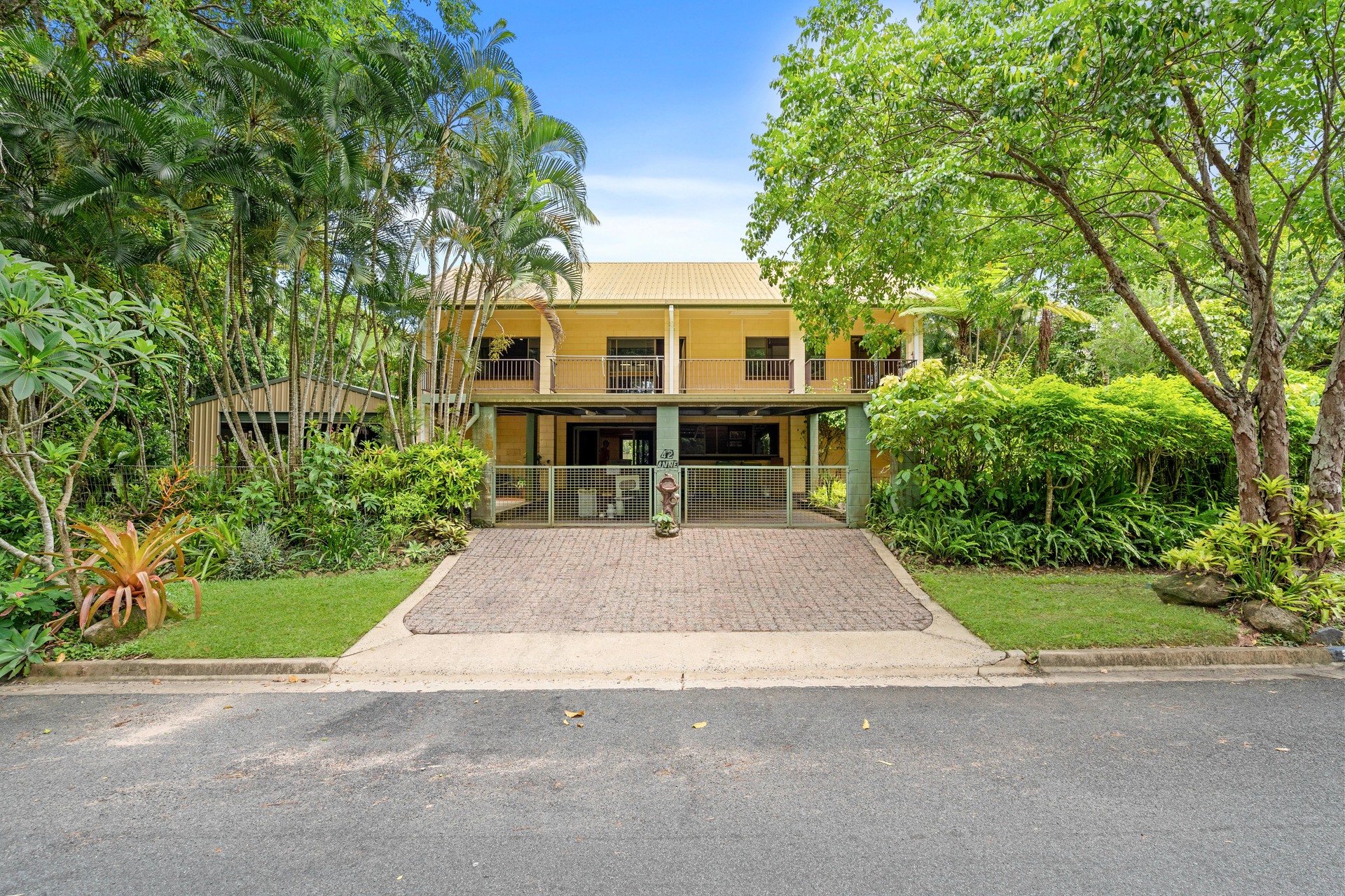 42 ANNE ST, SMITHFIELD QLD 4878, 0 rūma, 0 rūma horoi, House