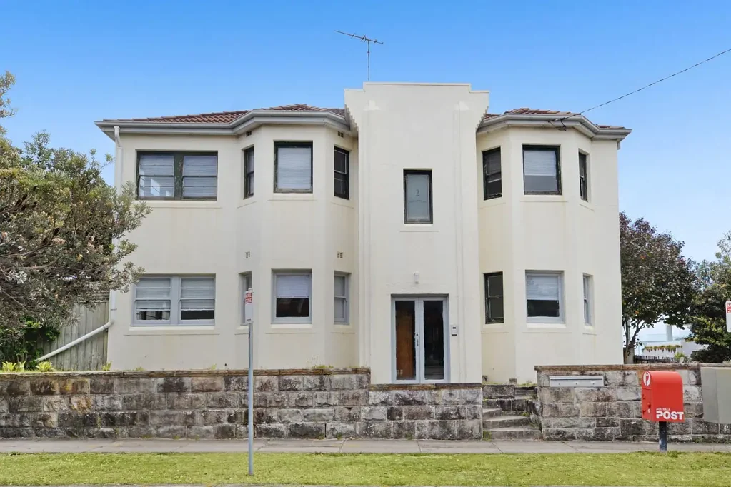 Charming Art Deco Garden Apartment in Prime South Coogee Setting