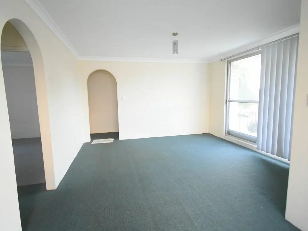 SPACIOUS 2 BEDROOM UNIT FOR RENT – 1ST FLOOR