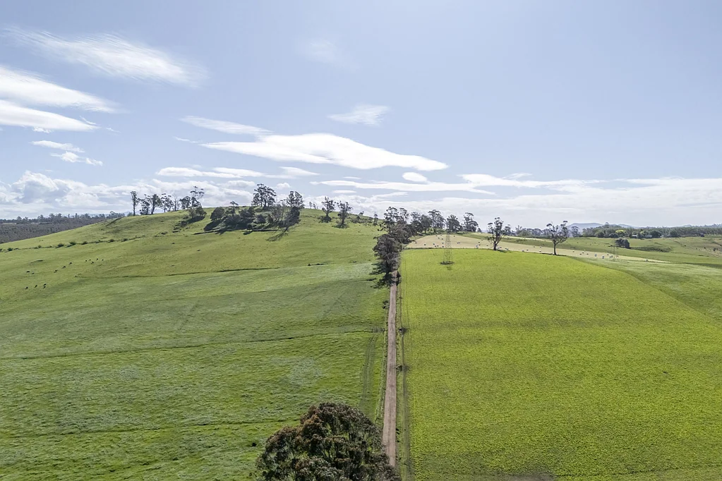Kimberley High Quality Pasture with Scenic Views + Option to Purchase Adjoining 158.6 hectares