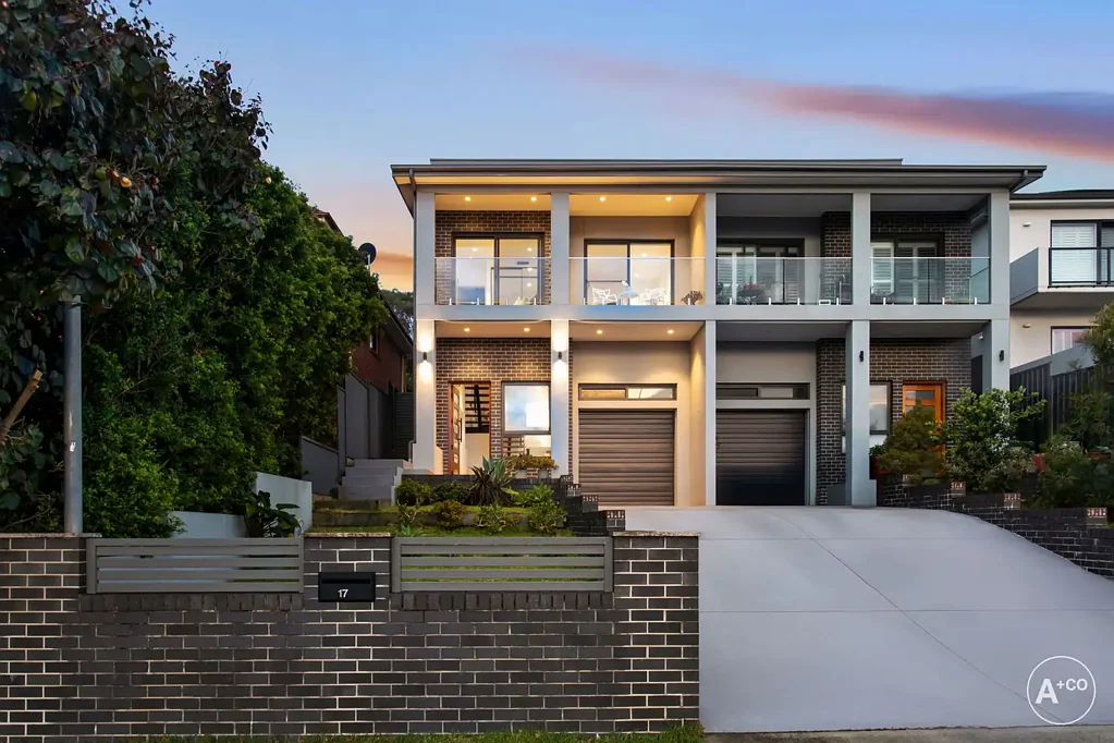 17 Hastings Avenue, Chifley, NSW 2036
