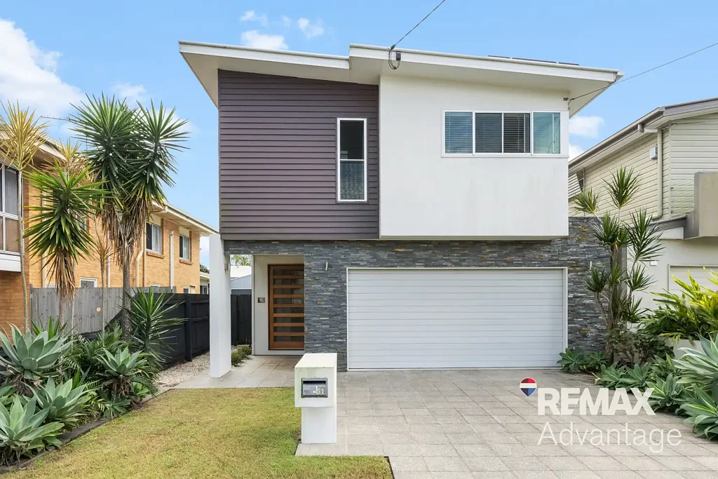 Executive Family Home, Luxury Living, Prime Location