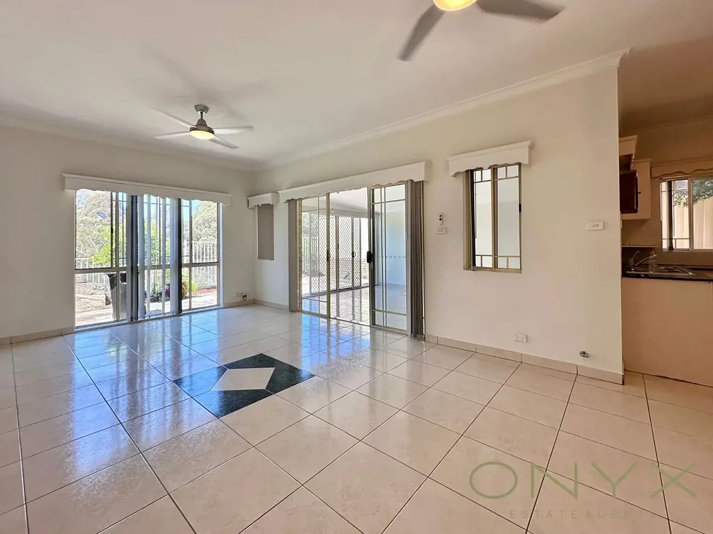 Spacious & Modern Townhouse in Bexley - Perfect for Home-Style Living!