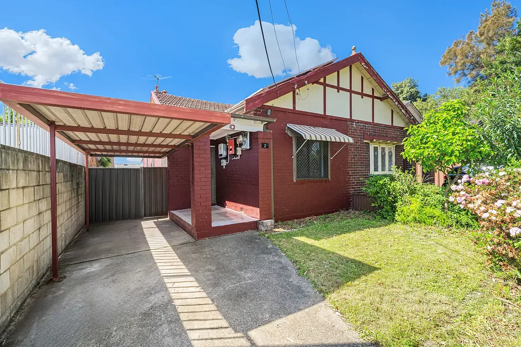 Croydon 3 Slaapkamer Solid Brick Family Home in Prime Location
