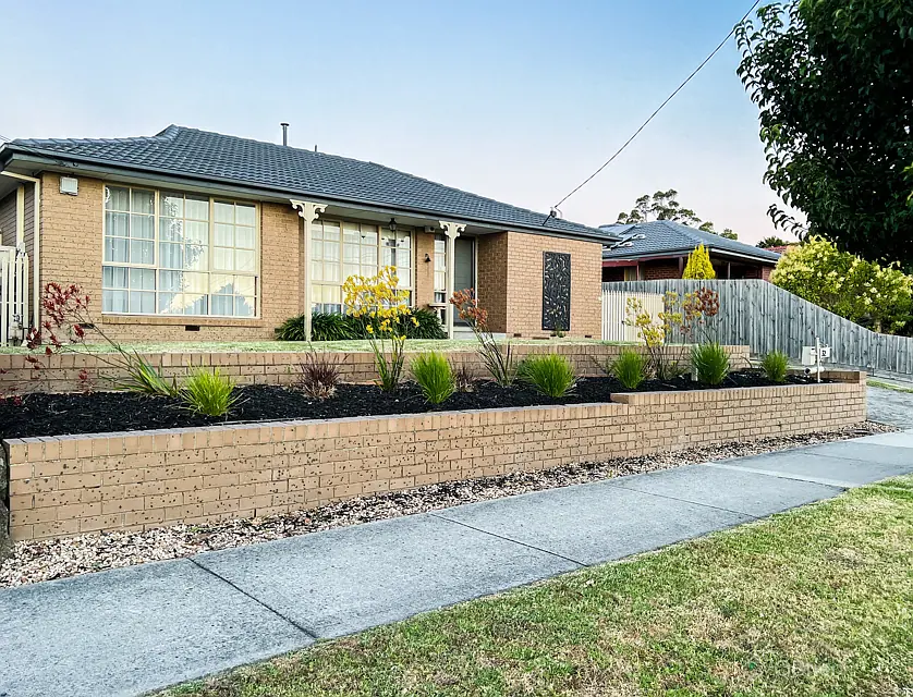 32 Meadow Wood Walk, Narre Warren, South East Melbourne, 4 habitaciones, 2 baños, House
