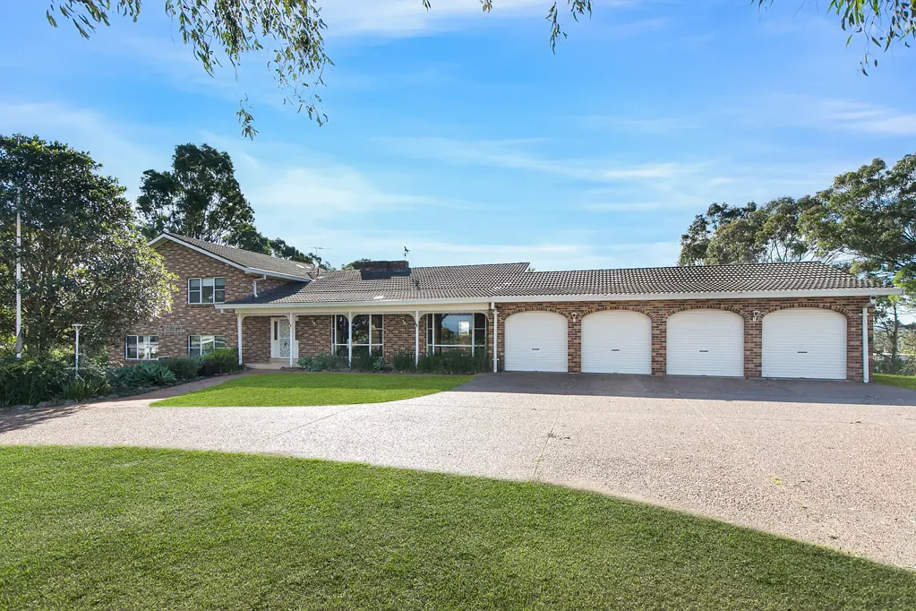 Entertainer's Paradise in a Great Location!