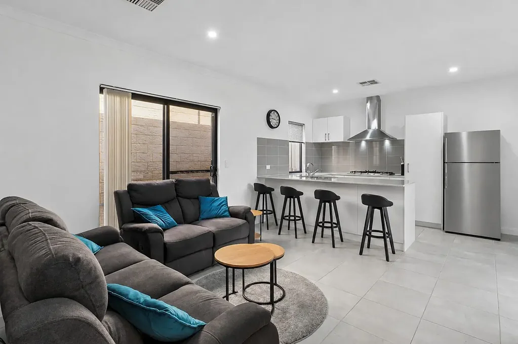 Kingsley 3 Bedroom Stylish, Spacious & Super Low Maintenance