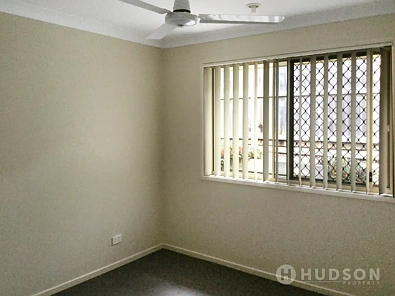 Kwarto - Address Withheld, Upper Kedron, QLD 4055