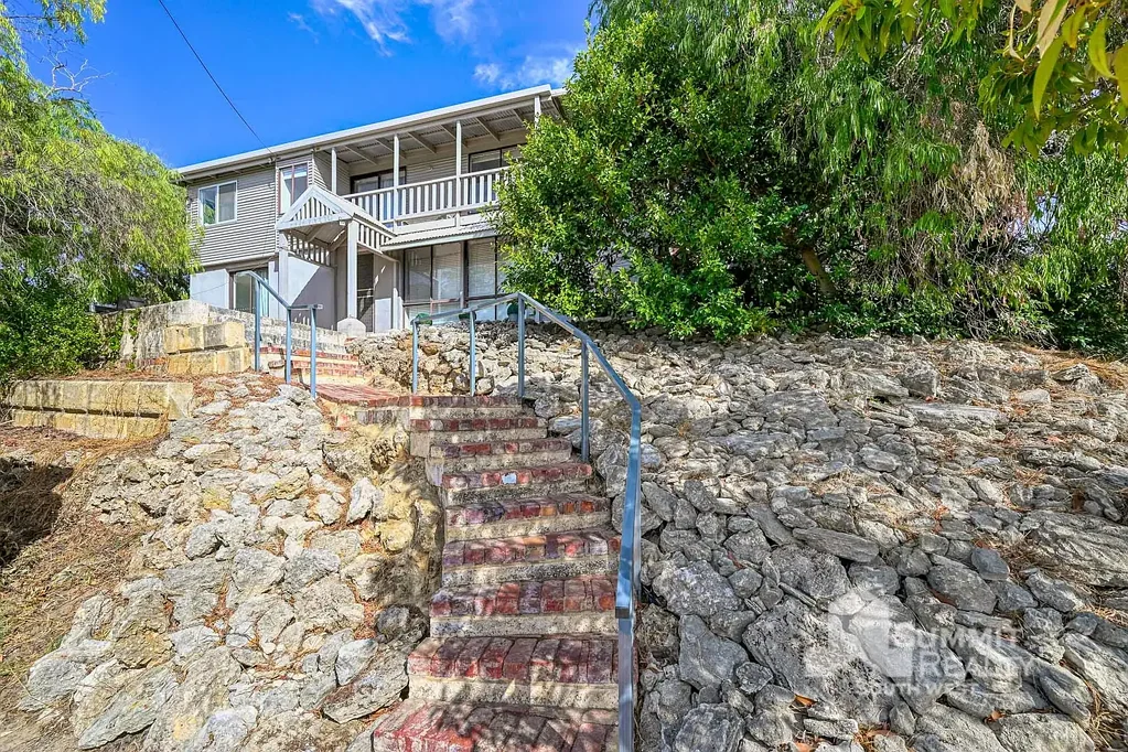 8 Martin Court, Binningup, WA 6233