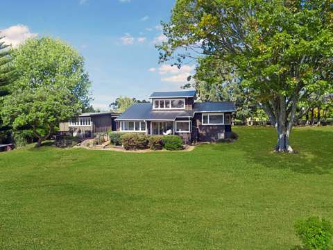Kumeu 4 Bedroom Memories Are Made Here
