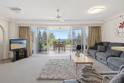 3b/3 Second Avenue, Burleigh Heads