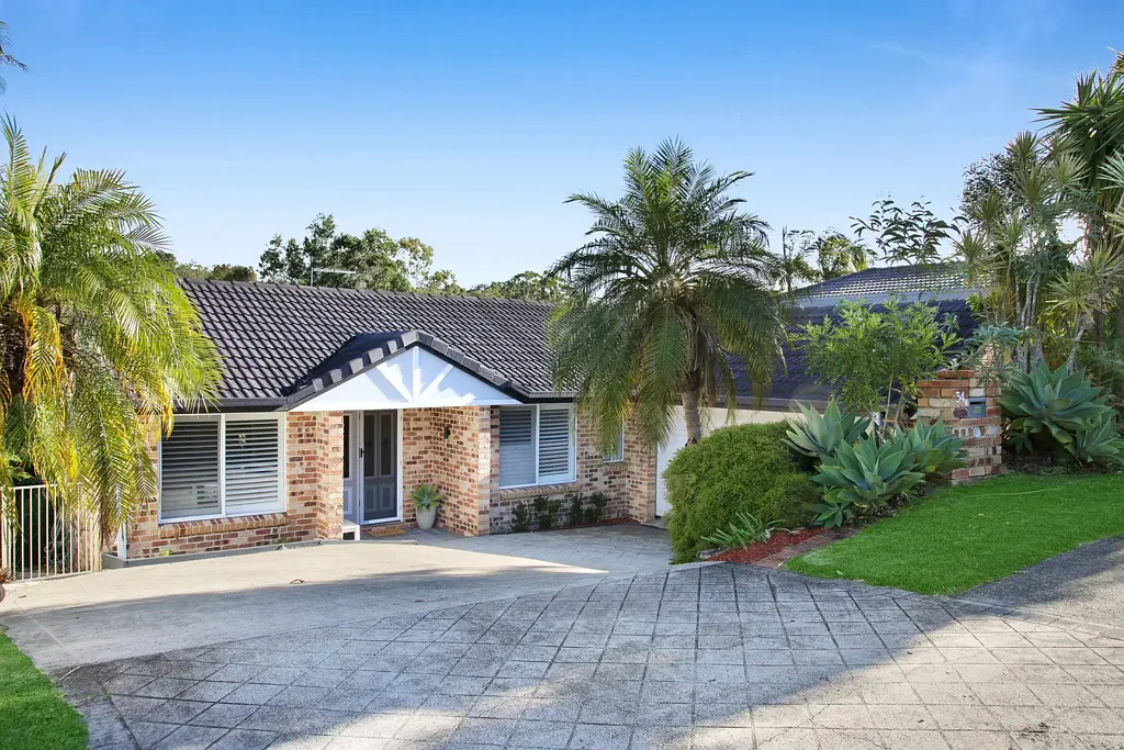 Reedy Creek 3房  Move-In Ready Stand-Alone Home - Renovated Comfort in a Prime Lifestyle Location