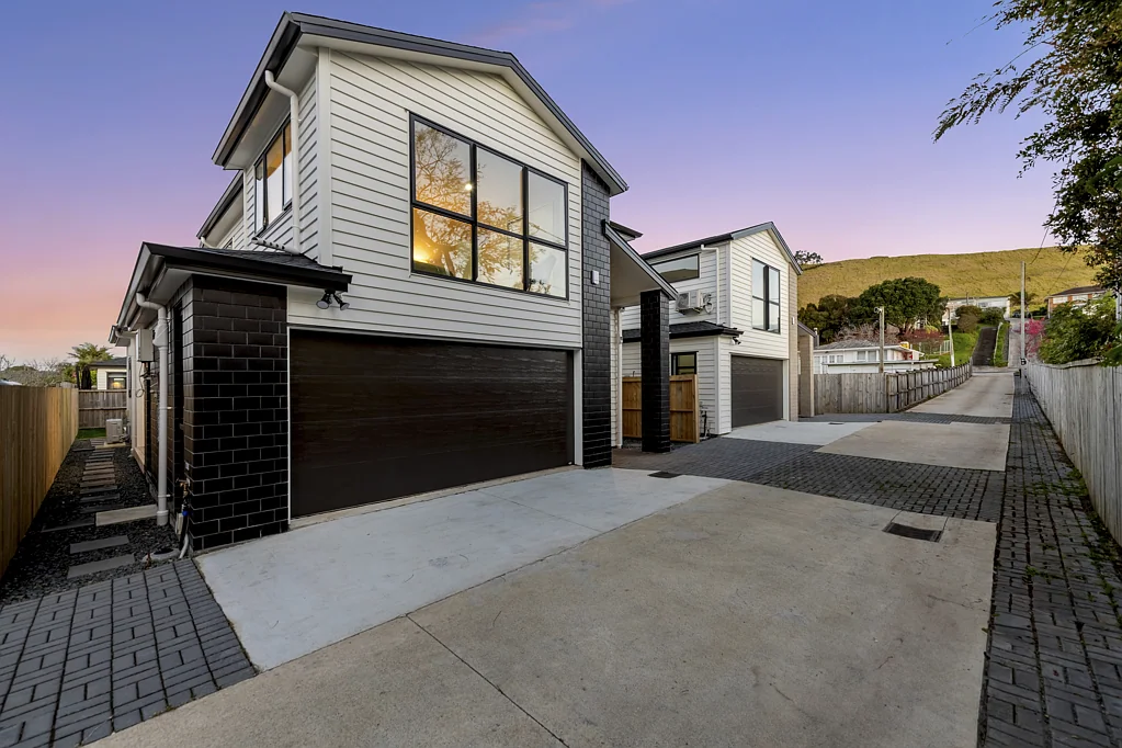 Mangere Bridge 5कमरा Tailored for the Modern Family