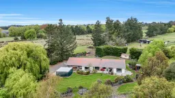 24 Newcombes Road, Amberley