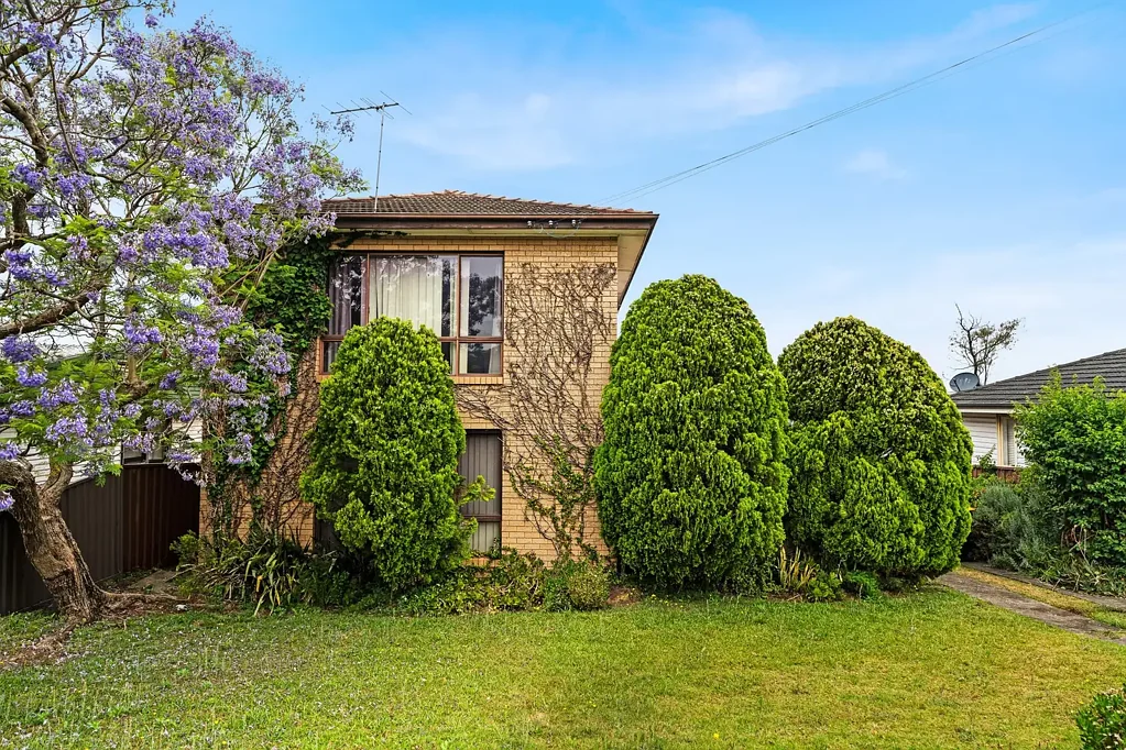 127 Gabo Crescent, Sadleir, NSW 2168