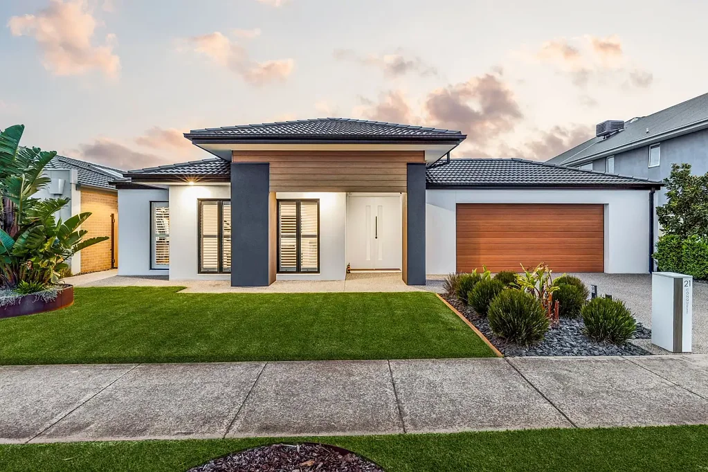 Mount Duneed 4 Slaapkamer Luxury on a Large Scale, with Club Armstrong Access