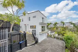 3/433A East Coast Road, Mairangi Bay