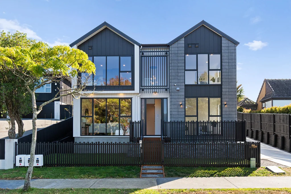 Saint Johns 5 Bedroom Executive Living with Architectural Edge