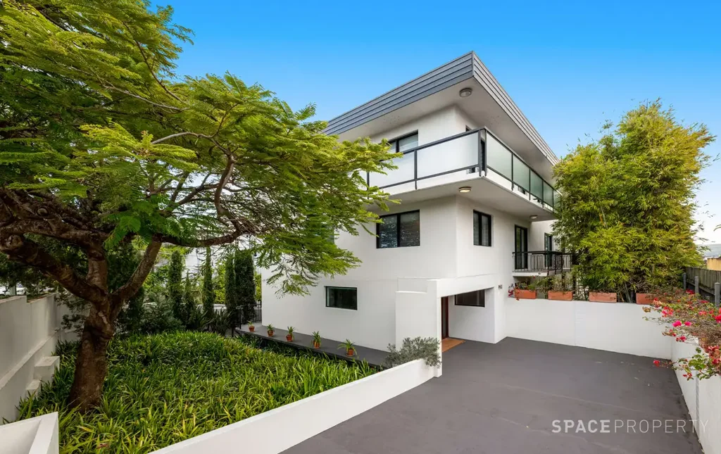 55 Hampstead Road, Highgate Hill, QLD 4101