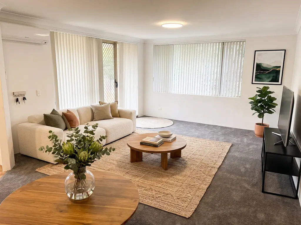 Freshly Updated Apartment with Expansive Outdoor Living