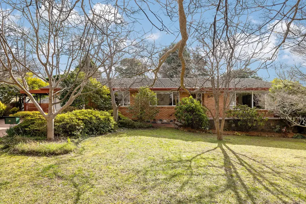 Red Hill 3Moenga Reimagine. Renovate. Rebuild. A rare Red Hill opportunity.